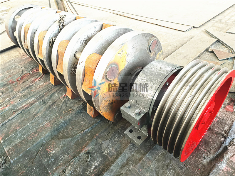 <a href='http://m.revieve.com.cn/psxl/4.html' target='_blank'><span>廢鋼破碎機(jī)</span></a>廠家<a href='http://m.revieve.com.cn/scxc/1572.html' target='_blank'><span>錘頭</span></a>結(jié)構(gòu)生產(chǎn)現(xiàn)場(chǎng)展示